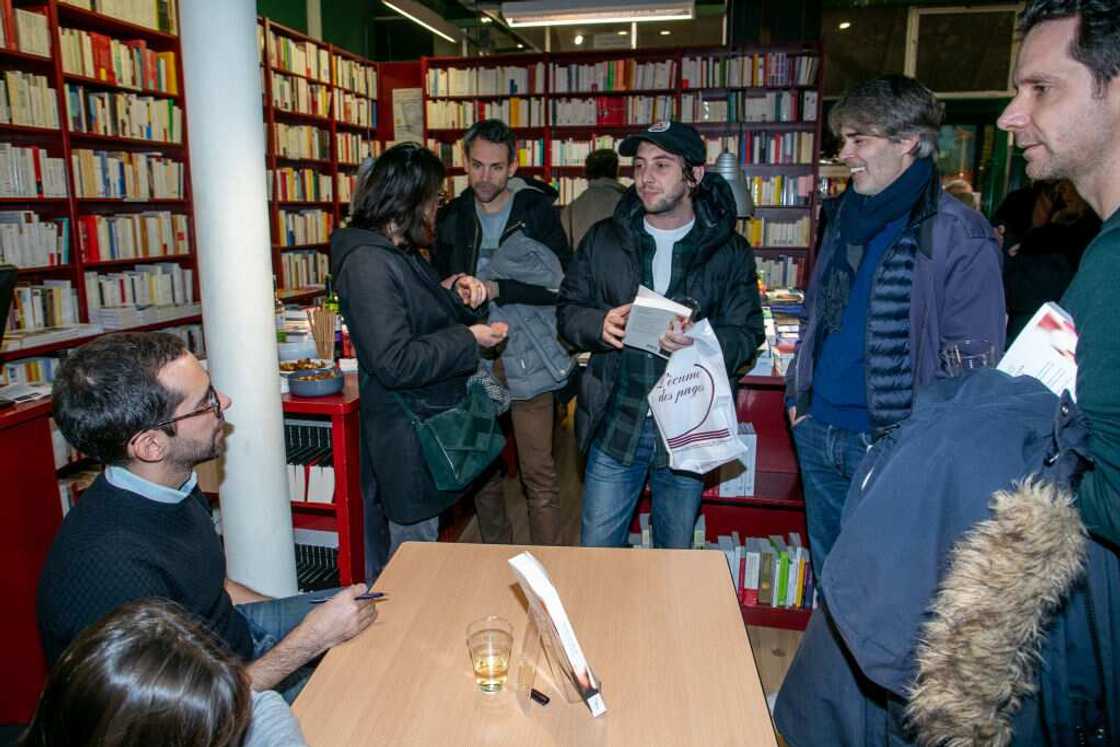 Etienne Carbonnier : le parcours du journaliste de Quotidien Etienne Carbonnier : le parcours du journaliste de Quotidien