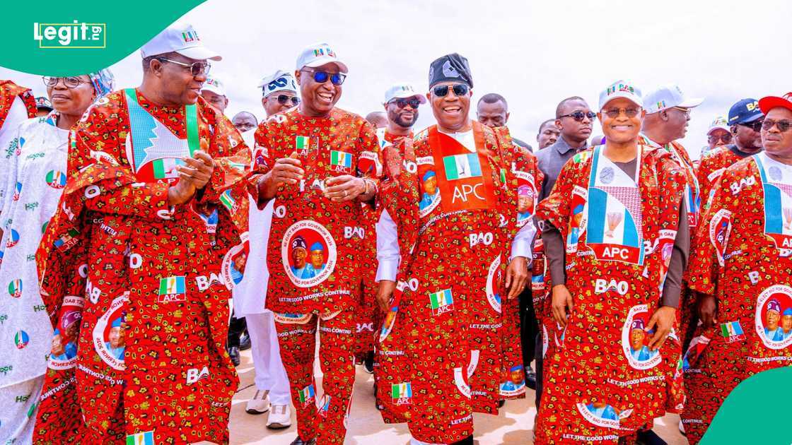 Uba Sani da 'yan APC a Ekiti Uba Sani da 'yan APC a Ekiti