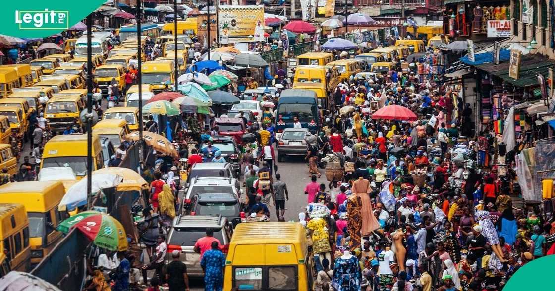 Nigeria debt is growing at faster pace than population Nigeria debt is growing at faster pace than population