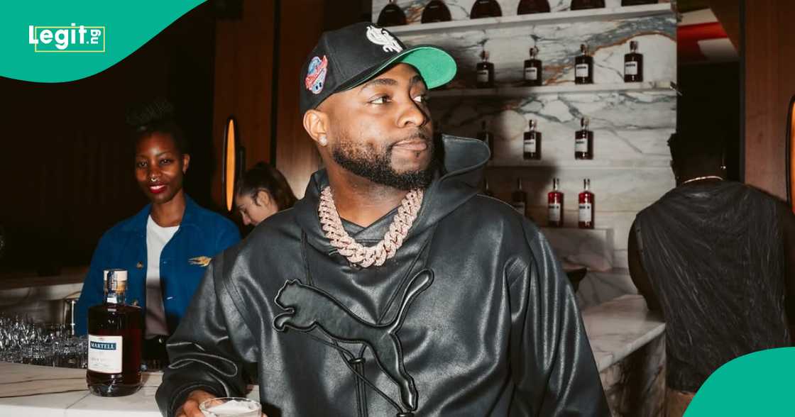 Fans side with Davido as he replies the critic who called him out. Fans side with Davido as he replies the critic who called him out.