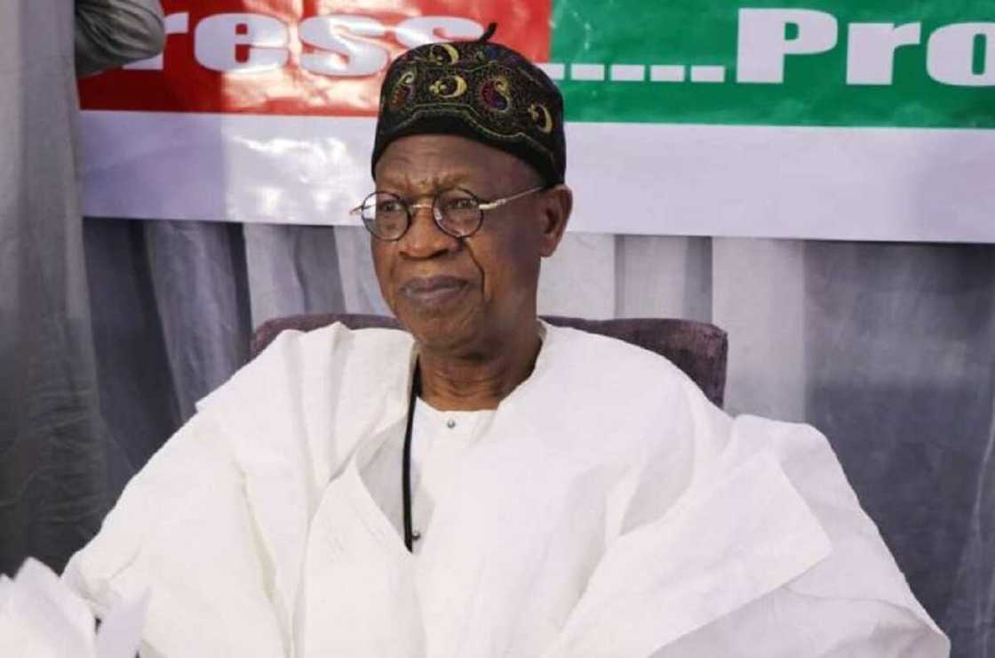 Lai Mohammed ya bukaci a soke sabunta rijistar 'yan APC ta jihar Kwara Lai Mohammed ya bukaci a soke sabunta rijistar 'yan APC ta jihar Kwara