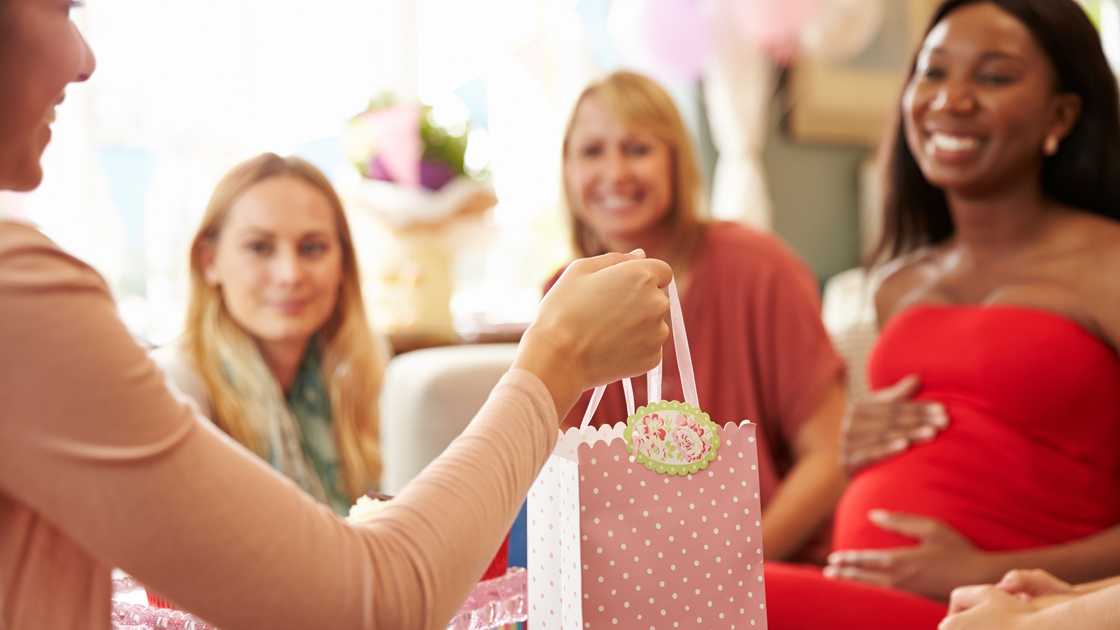 Baby shower game ideas for the workplace Baby shower game ideas for the workplace