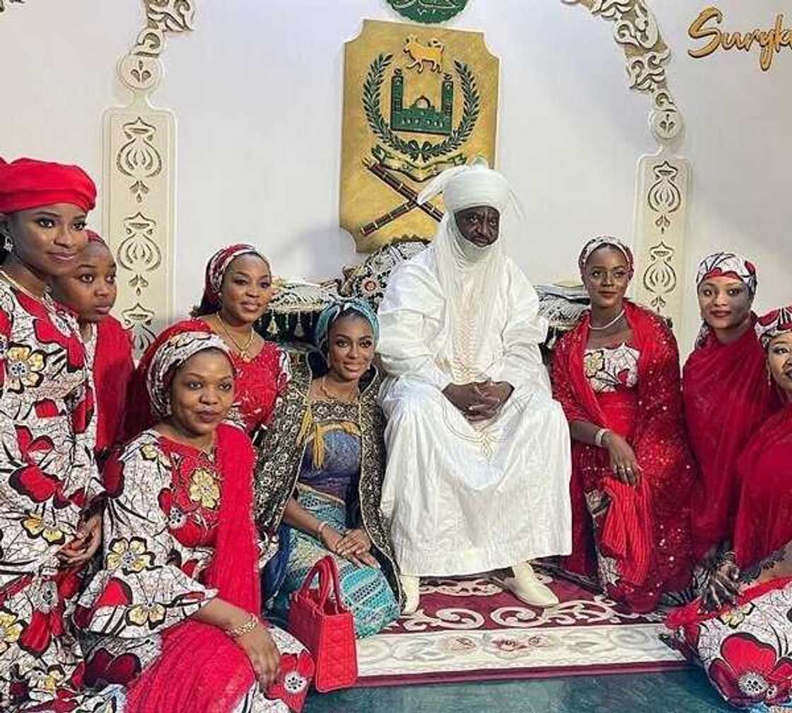 Sarkin Kano da wasu mata