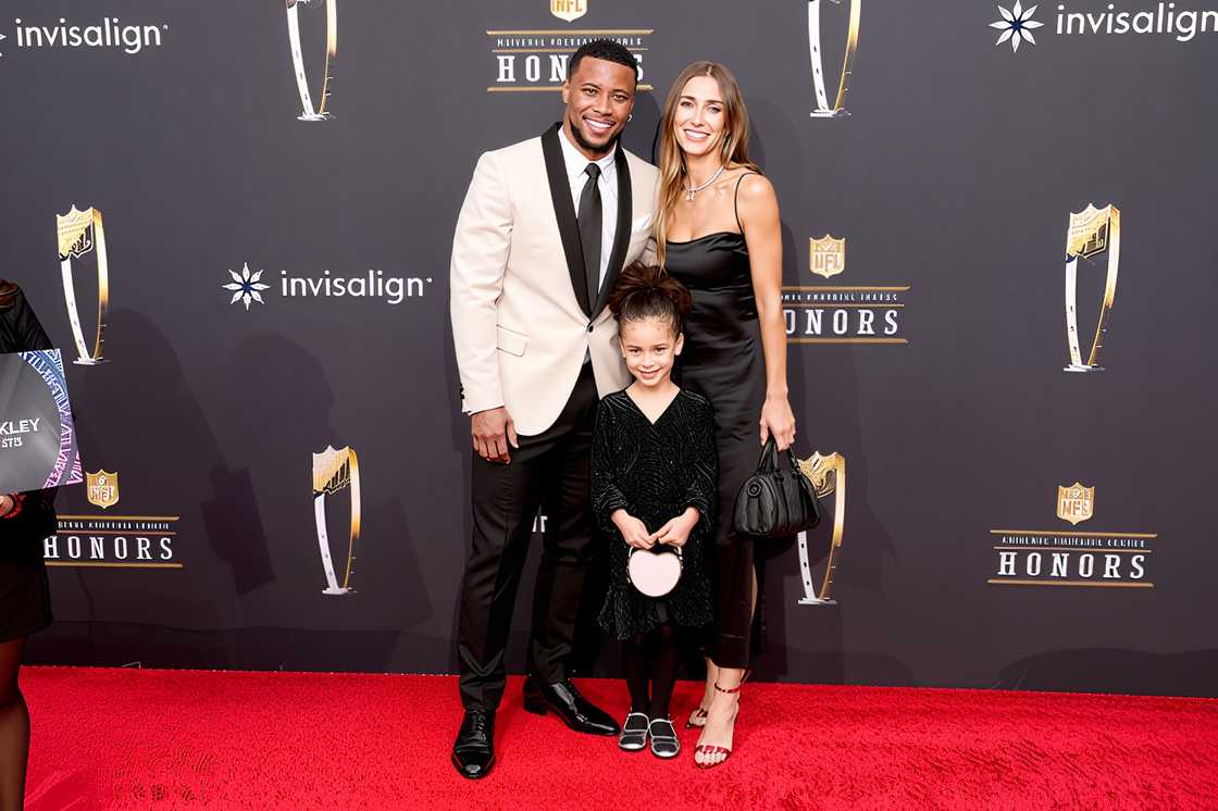 Saquon Barkley, Anna Congdon, and their daughter Jada Clare Barkley at Resorts World Theatre Saquon Barkley, Anna Congdon, and their daughter Jada Clare Barkley at Resorts World Theatre