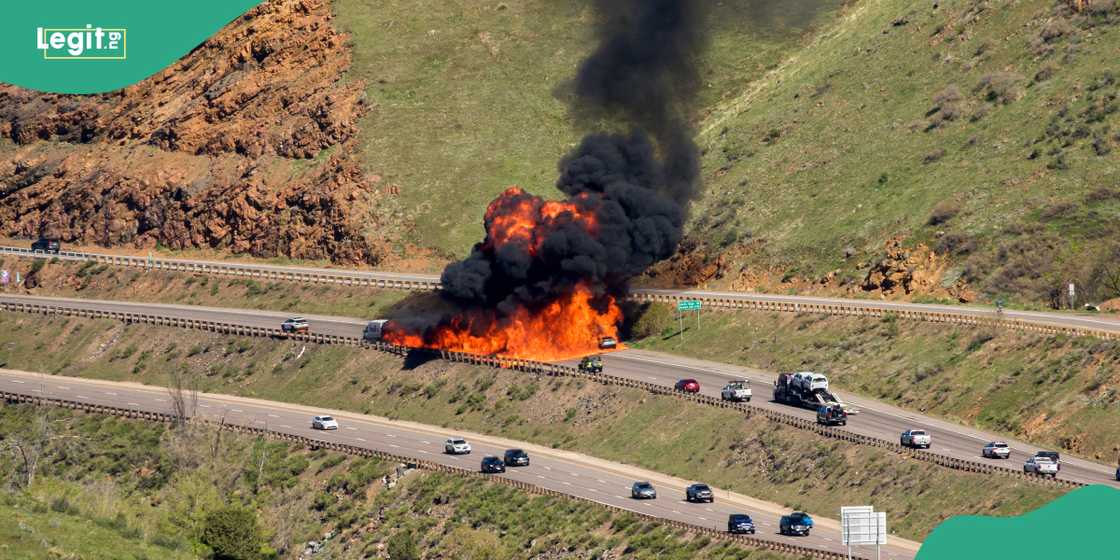 Tanker explosion happens in Ibadan Oyo state Tanker explosion happens in Ibadan Oyo state