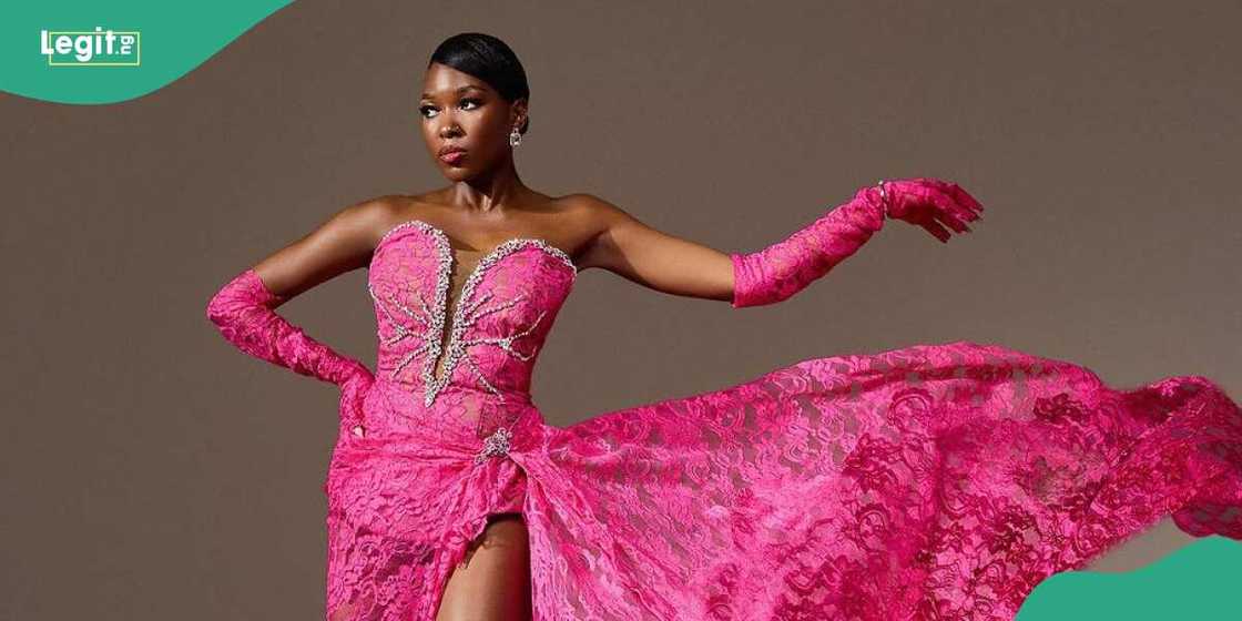 Vee makes hilarious revelation to fans Vee makes hilarious revelation to fans