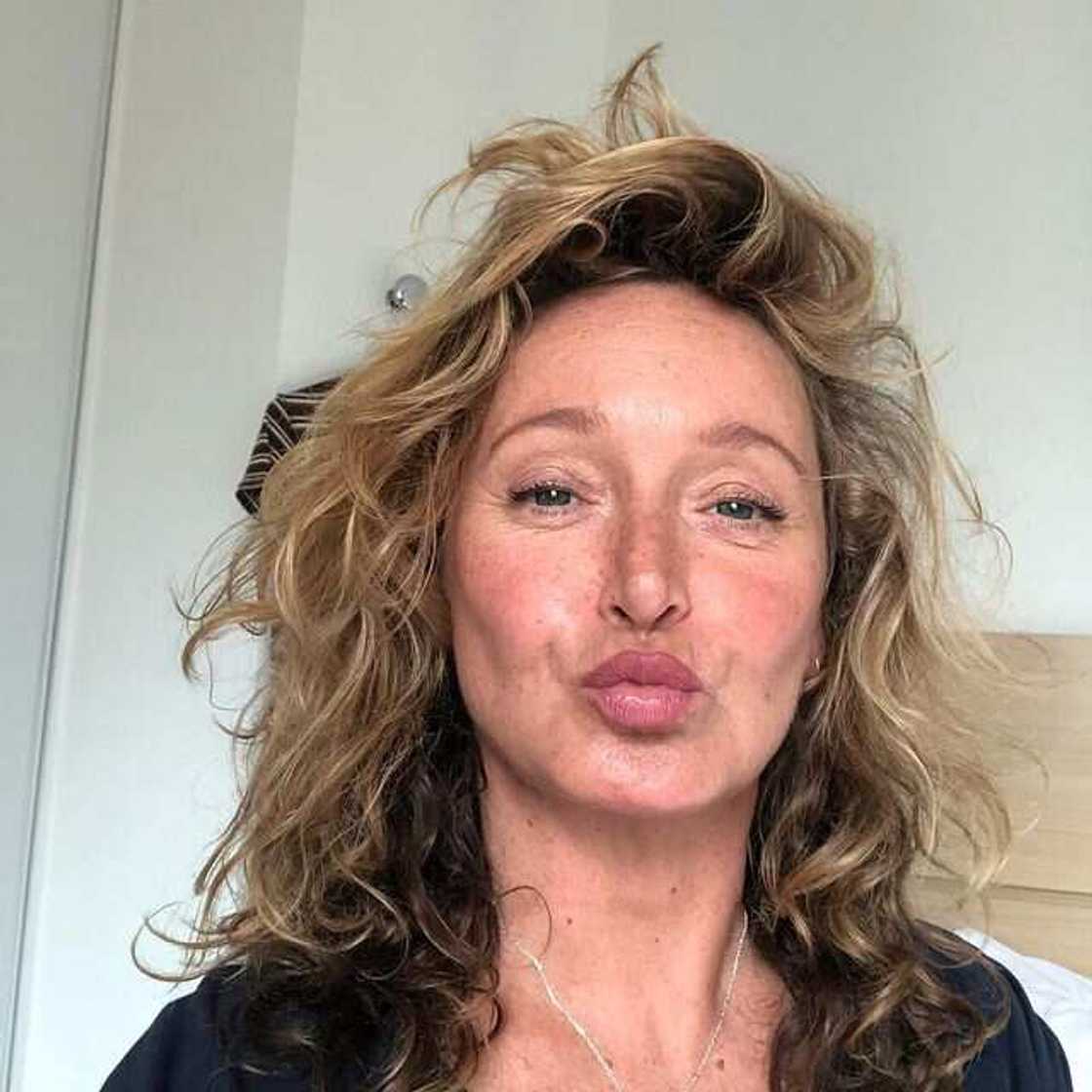 Julie Ferrier: biographie, films, spectacles, photos, couple Julie Ferrier: biographie, films, spectacles, photos, couple