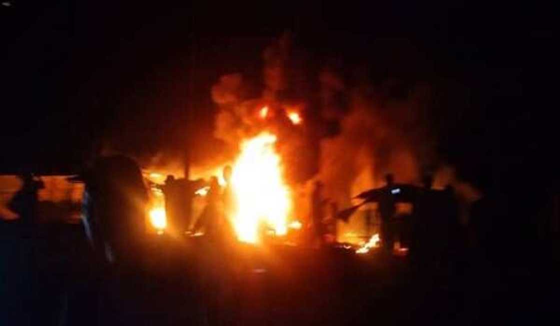 Innalillahi: Mummunar gobara ta lamushe gnar Obasanjo ta Benue Innalillahi: Mummunar gobara ta lamushe gnar Obasanjo ta Benue