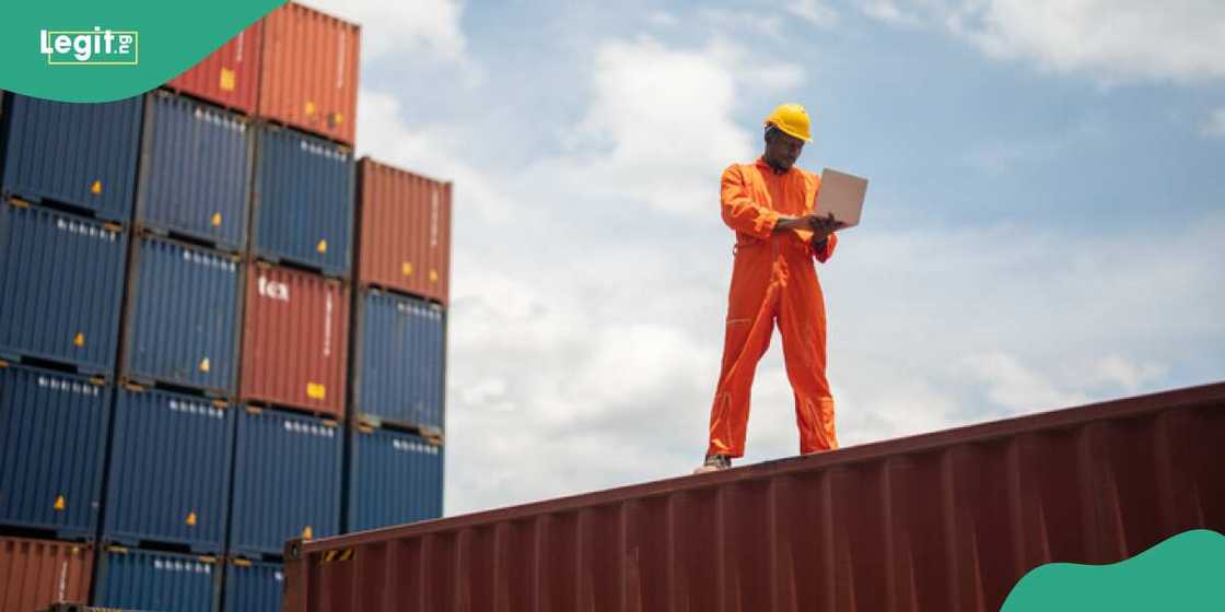 President Bola Tinubu launches window to facilitate clearance at Nigerian ports President Bola Tinubu launches window to facilitate clearance at Nigerian ports