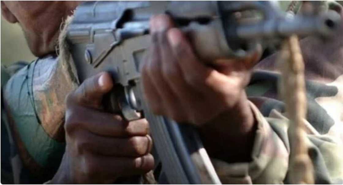 Da Duminsa: 'Yan Bindiga Sun Sace Matafiya 13 a Jihar Neja Da Duminsa: 'Yan Bindiga Sun Sace Matafiya 13 a Jihar Neja