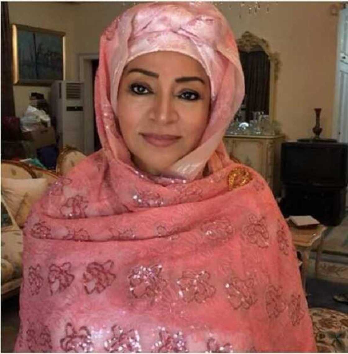 Maryam Abacha ta yi magana a kan karairayin da ake yadawa a kan tsohon mijinta Maryam Abacha ta yi magana a kan karairayin da ake yadawa a kan tsohon mijinta