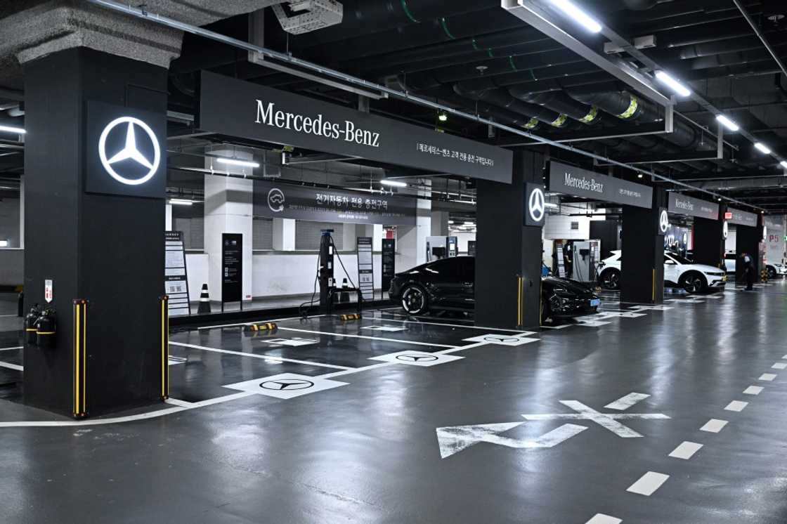 A Mercedes electric car charging station at a parking lot in Seoul. Mercedes-Benz Korea has released the names of its electric vehicle battery suppliers, bowing to public outrage after one of its cars burst into flame in a parking lot earlier this month.