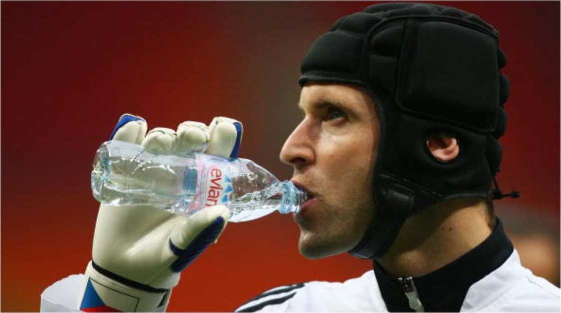 Nigerian Striker Who Plays for Barcelona Reveals Why Goalkeepers Drink Water Right After Conceding a Goal Nigerian Striker Who Plays for Barcelona Reveals Why Goalkeepers Drink Water Right After Conceding a Goal