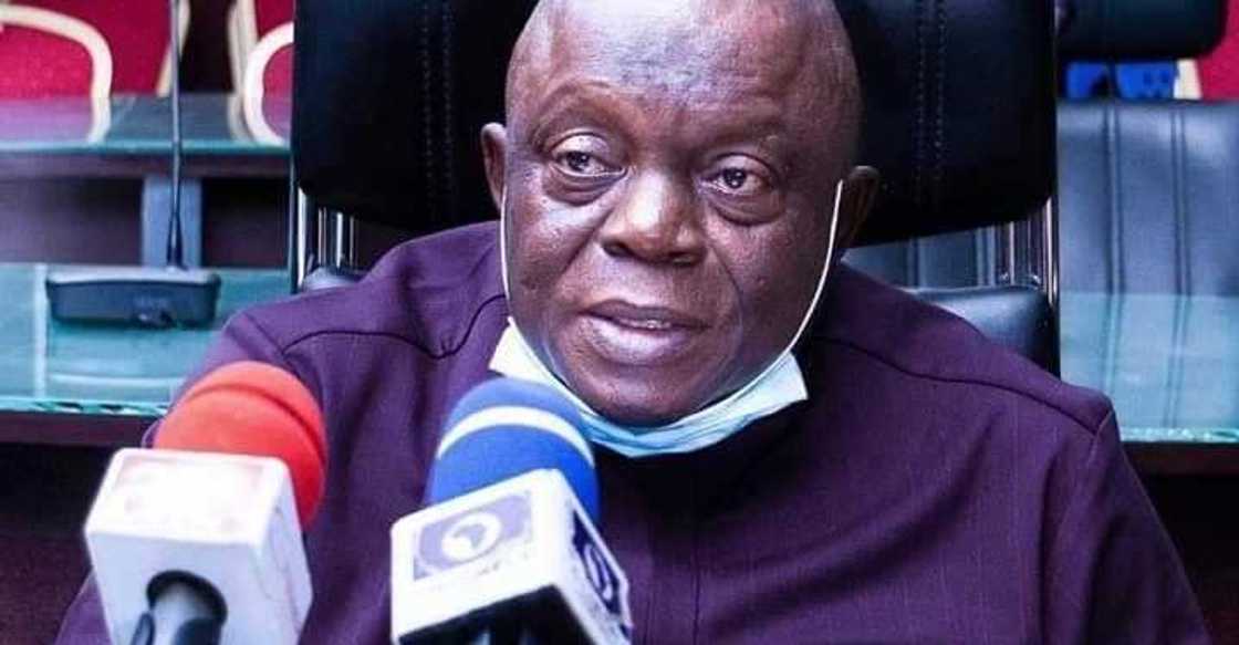 Yanzu-Yanzu: Yan Bindiga Sun Banka Wuta a Gidan Kwamishinan Jihar Imo Yanzu-Yanzu: Yan Bindiga Sun Banka Wuta a Gidan Kwamishinan Jihar Imo