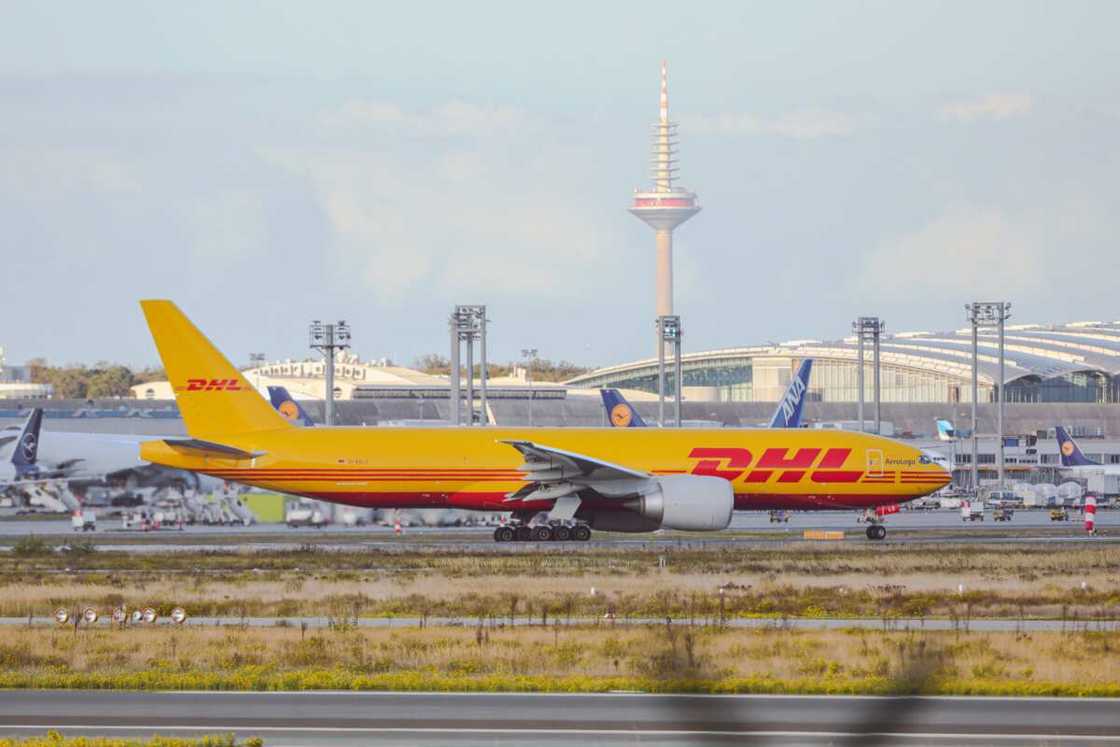 dhl tracking number