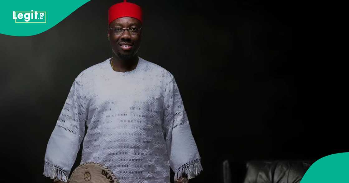 Associates shower obi Cubana with more gifts for his 50th birthday. Associates shower obi Cubana with more gifts for his 50th birthday.