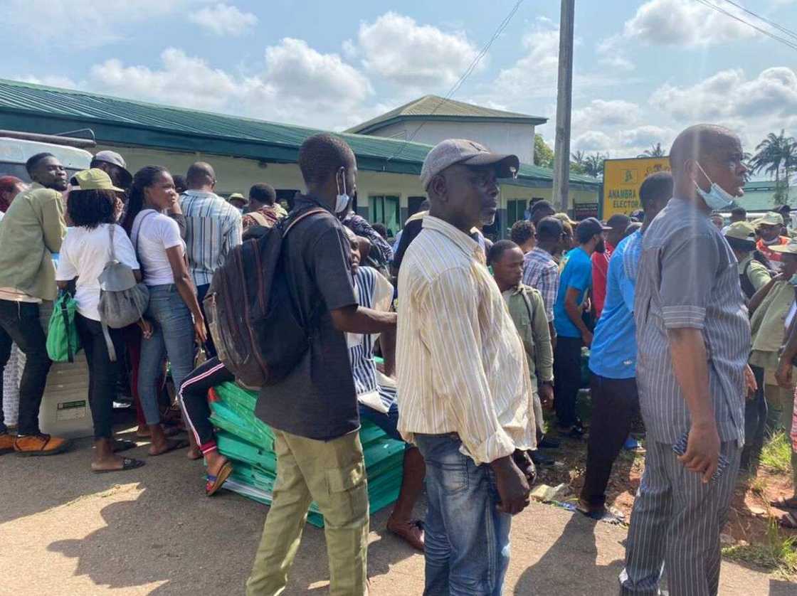 Ma'aikatan wucin gadi Ma'aikatan wucin gadi