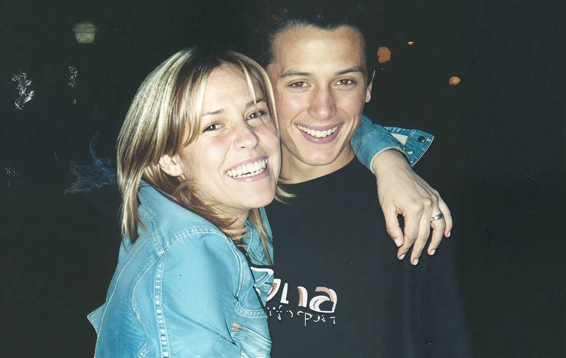 Kristin Cavallari and Stephen Colletti hold each other