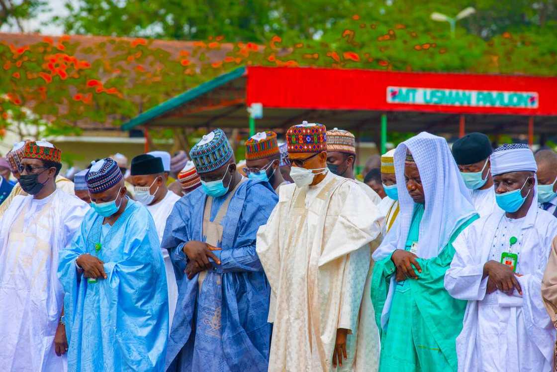 President Muhammadu Buhari at Mambila Barracks