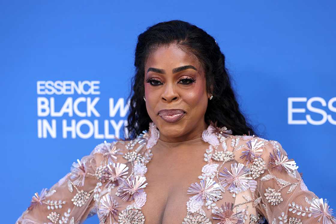Niecy Nash-Betts attends the 2026 ESSENCE Black Women In Hollywood Awards Niecy Nash-Betts attends the 2026 ESSENCE Black Women In Hollywood Awards