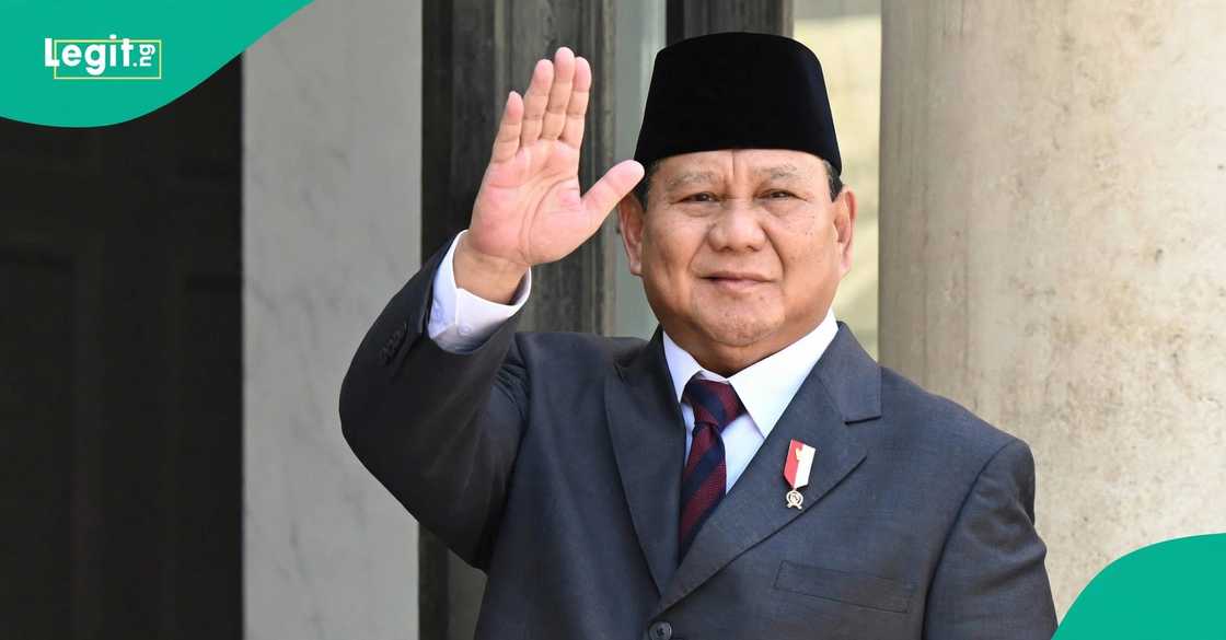 Indonesia names those eligible for lifetime permanent residence. Indonesia names those eligible for lifetime permanent residence.