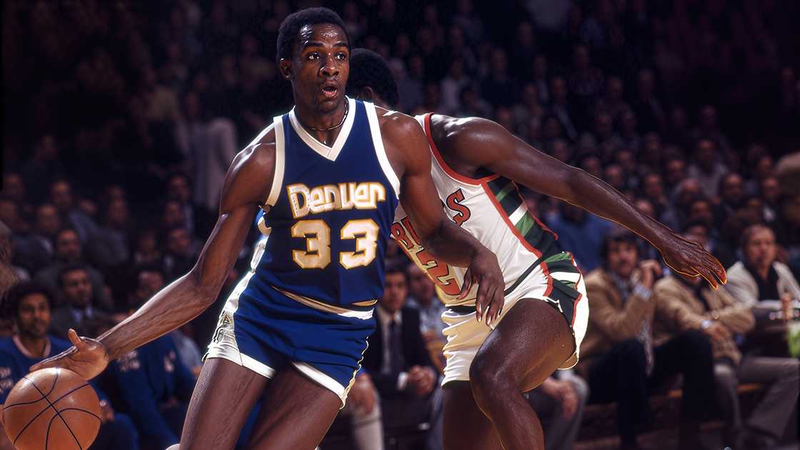 Denver Nuggets David Thompson (L) dribbles during a 1978 Game 3 match Denver Nuggets David Thompson (L) dribbles during a 1978 Game 3 match