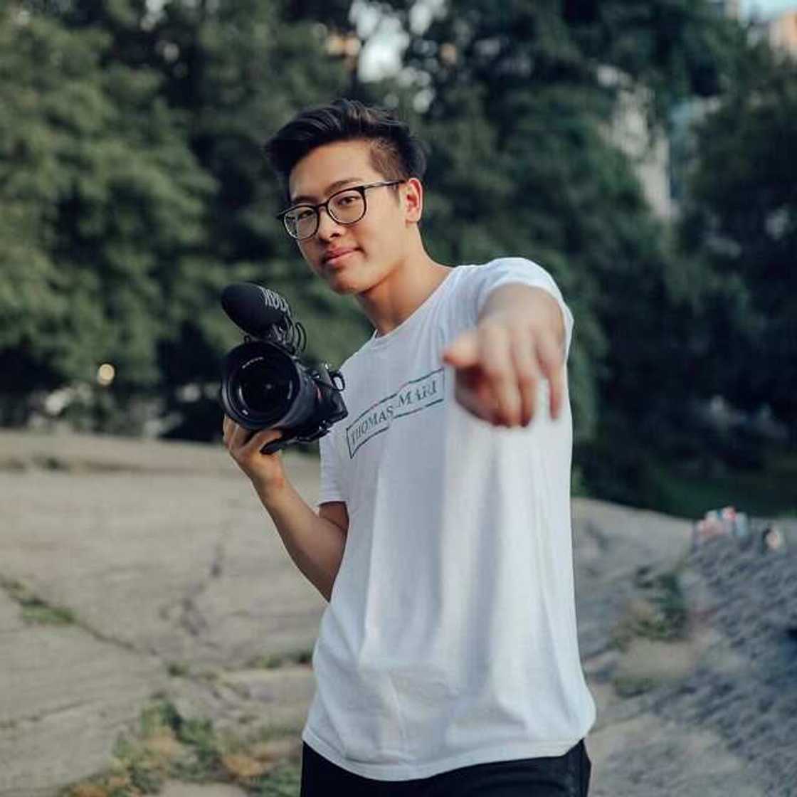 Elliot Choy Elliot Choy