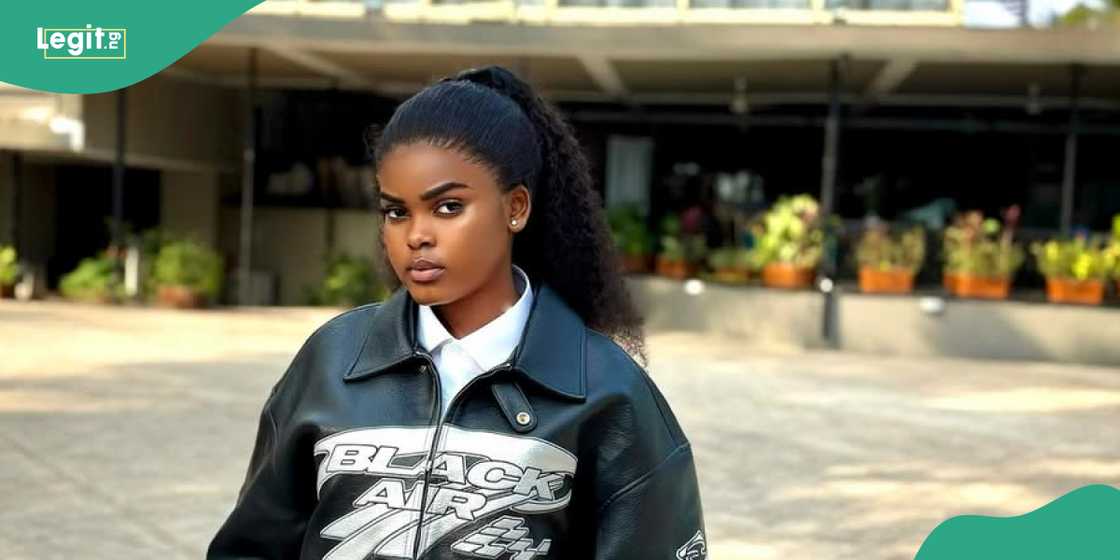 Jarvis speaks about being robed while working Jarvis speaks about being robed while working