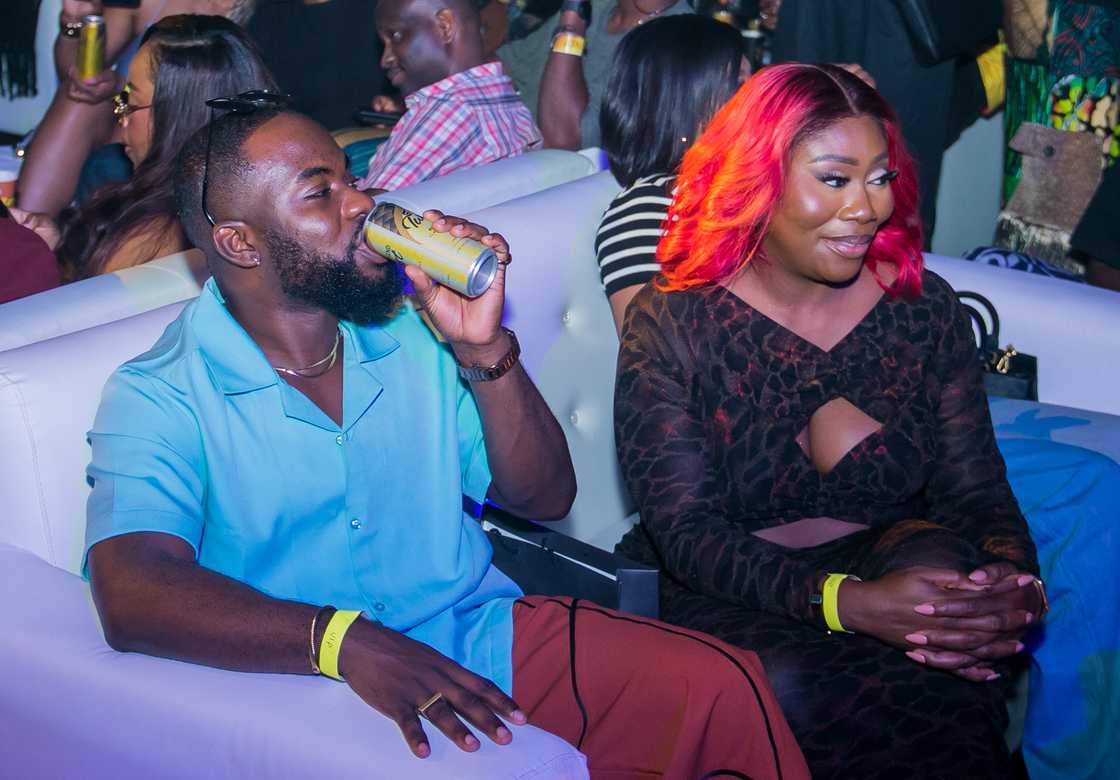 Legend Twist Brings a Flavourful Twist to Niniola’s Exclusive Listening Party Legend Twist Brings a Flavourful Twist to Niniola’s Exclusive Listening Party