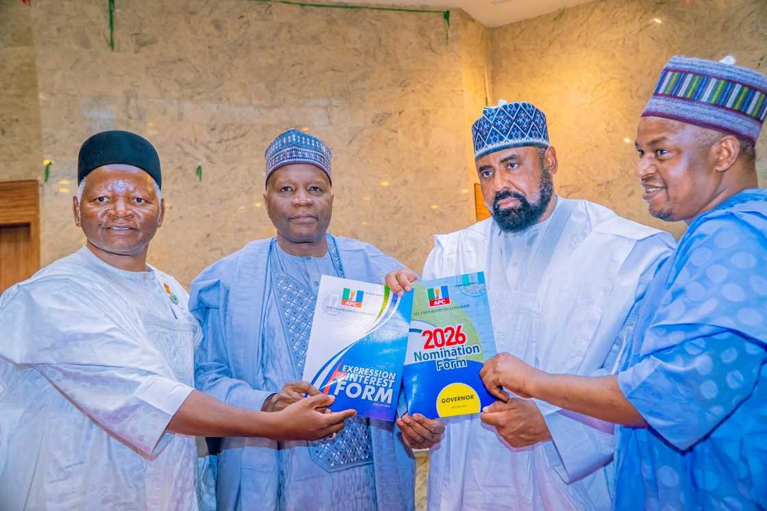 Jamilu Gwamna ya zama dan takarar gwamnan APC a Gombe Jamilu Gwamna ya zama dan takarar gwamnan APC a Gombe