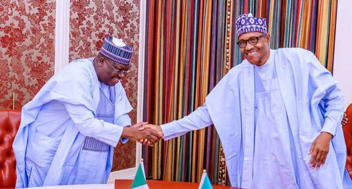 Buhari ya karba bakuncin shugaban majalisar dattija da gwamnan jihar Yobe (Hotuna) Buhari ya karba bakuncin shugaban majalisar dattija da gwamnan jihar Yobe (Hotuna)