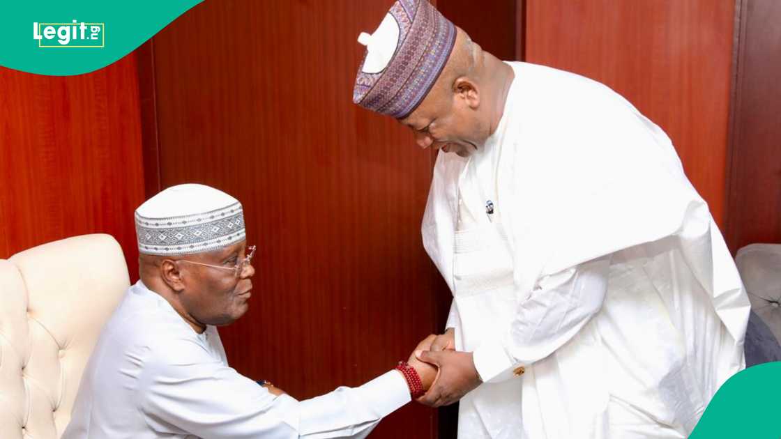 Atiku Abubakar speaks to the media in Abuja, clarifying reports about his recent encounter with APC’s Yari.