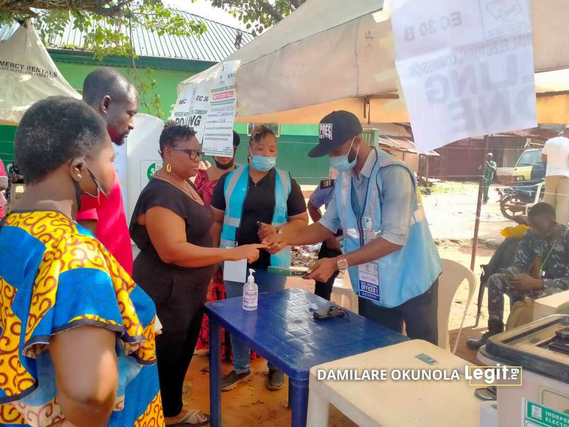 Anambra Decides 2021: Live Updates of Governorship Election as Soludo, Uba, Ozigbo, Others Battle for Votes Anambra Decides 2021: Live Updates of Governorship Election as Soludo, Uba, Ozigbo, Others Battle for Votes