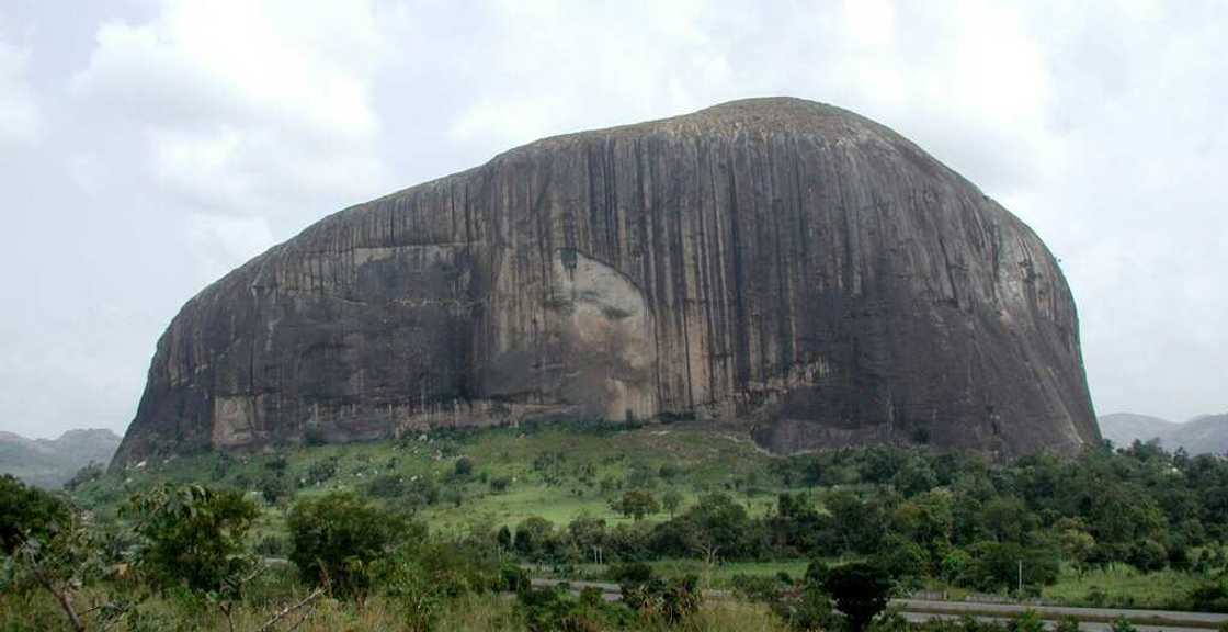 10 beautiful places to visit in Nigeria 10 beautiful places to visit in Nigeria
