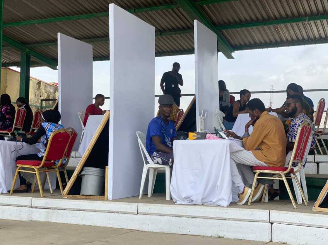 Wurin rijistar zaɓe. Wurin rijistar zaɓe.