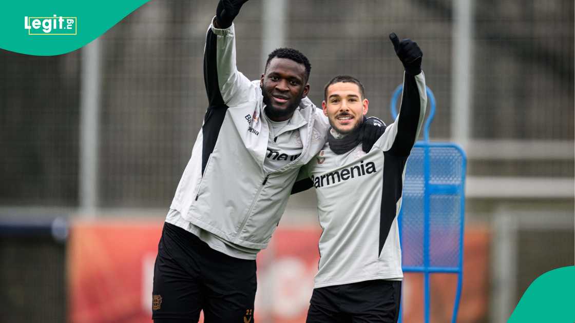 Victor Boniface, Emiliano Buendia, Bayer Leverkusen, Bay Arena, Leverkusen, Germany, Bundesliga. Victor Boniface, Emiliano Buendia, Bayer Leverkusen, Bay Arena, Leverkusen, Germany, Bundesliga.