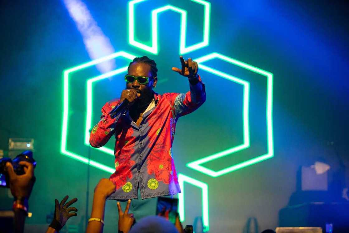 Patoranking Closes out 2021 with Show-Stopping Performance at Big Name Concert Patoranking Closes out 2021 with Show-Stopping Performance at Big Name Concert