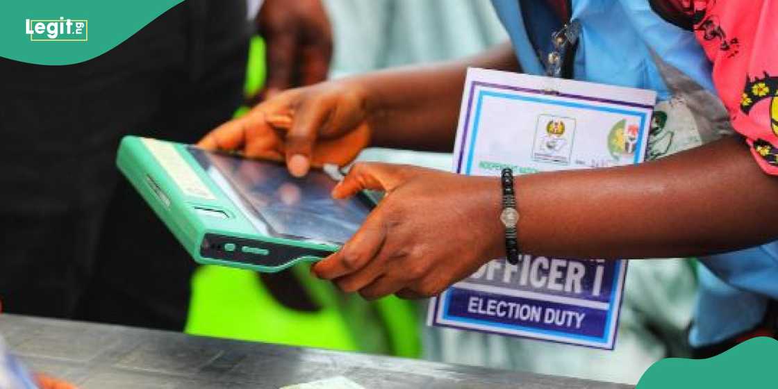 Stranded voters in Ugbekun, Edo state during the Edo governorship election Stranded voters in Ugbekun, Edo state during the Edo governorship election