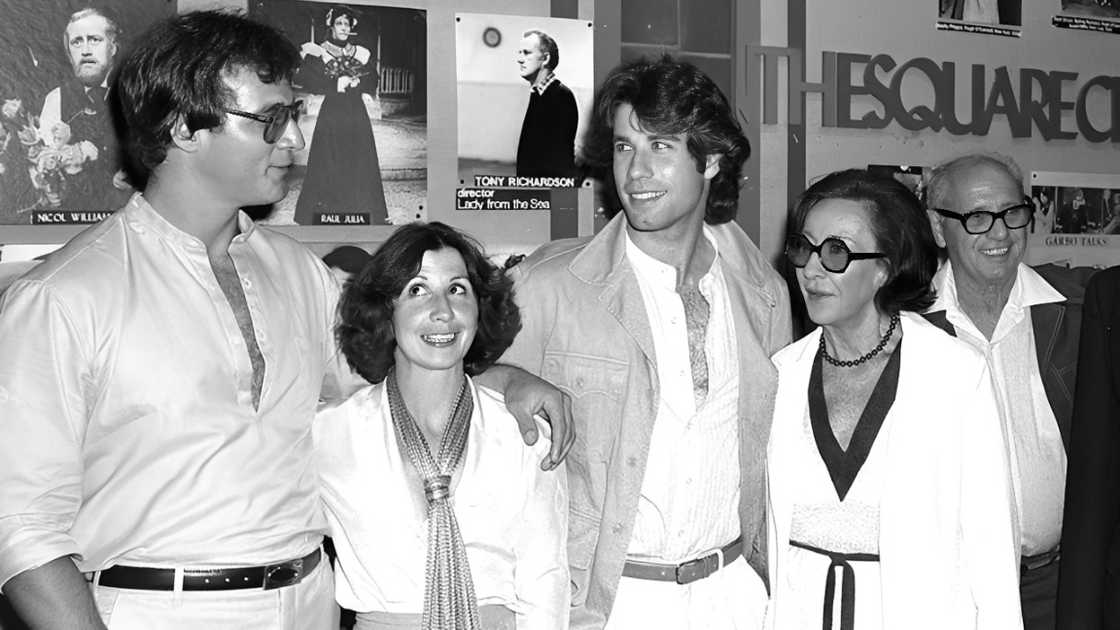 John Travolta with his brother-in-law Craig Respol and sister, Anna, mom and father.