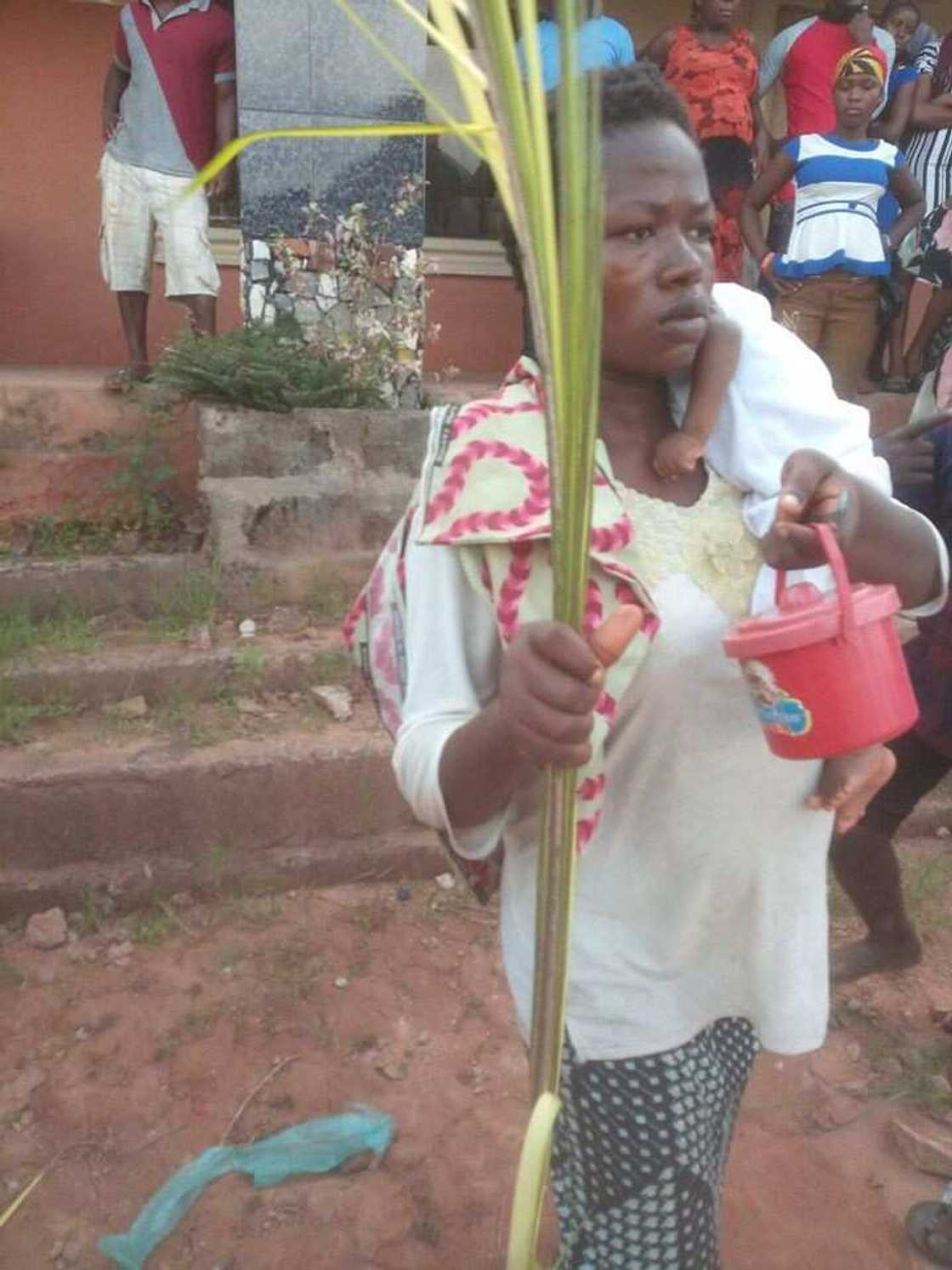 Tsohon Najadu: Uba ya dirkawa 'yarshi cikin shege har sau biyu ya tsere ya barta da wahala Tsohon Najadu: Uba ya dirkawa 'yarshi cikin shege har sau biyu ya tsere ya barta da wahala