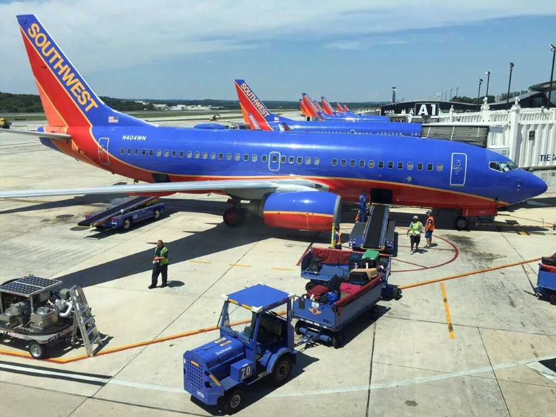 Southwest temporarily halted departures due to a technical problem Southwest temporarily halted departures due to a technical problem
