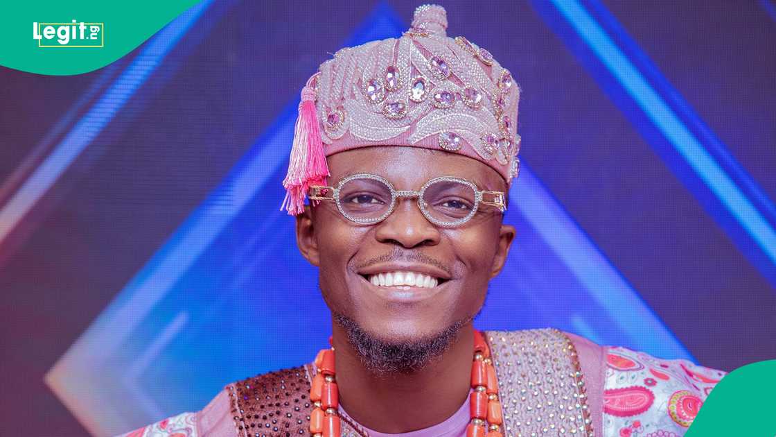 Singer Testimony Jaga calls Taye Currency's lyrics demonic. Singer Testimony Jaga calls Taye Currency's lyrics demonic.