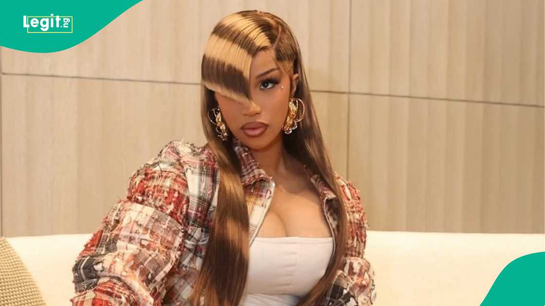 Cardi B speaks about her love for body art, loses dollars over new piercing