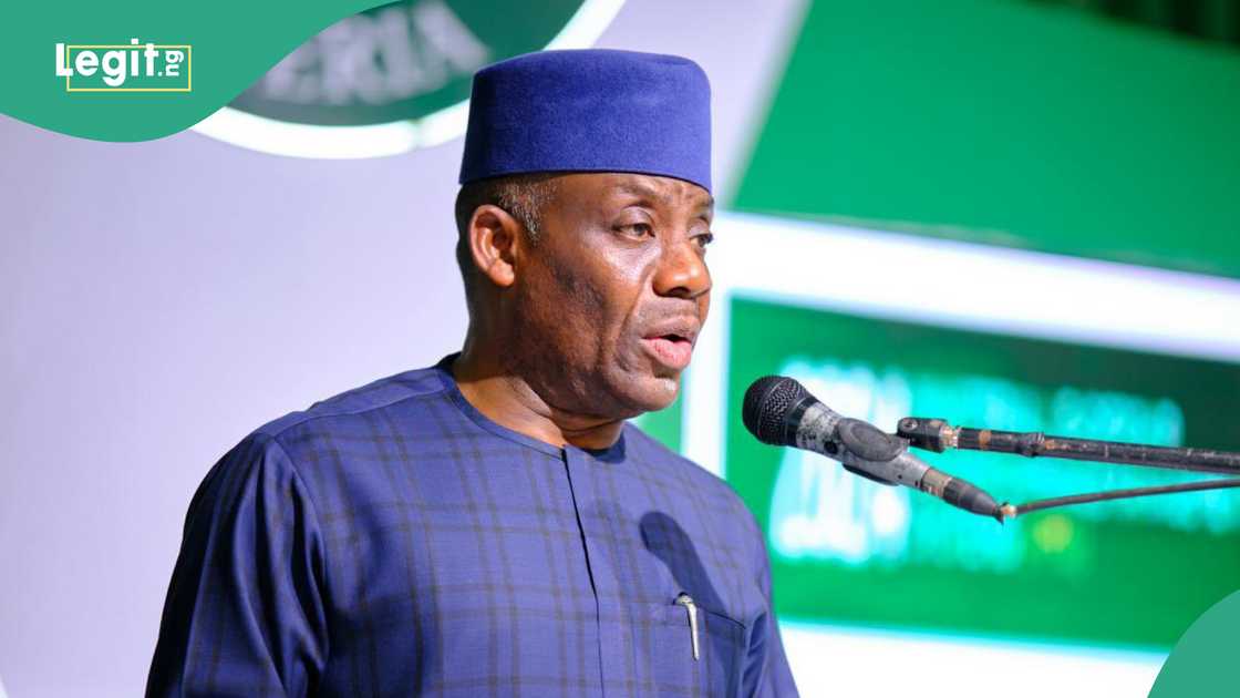 FG narrates how a university with 800 students and 1,200 staff operates