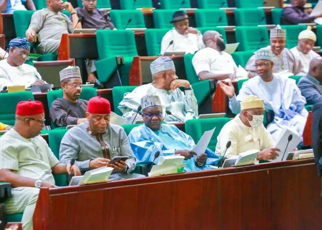 'Yan Majalisa 'Yan Majalisa