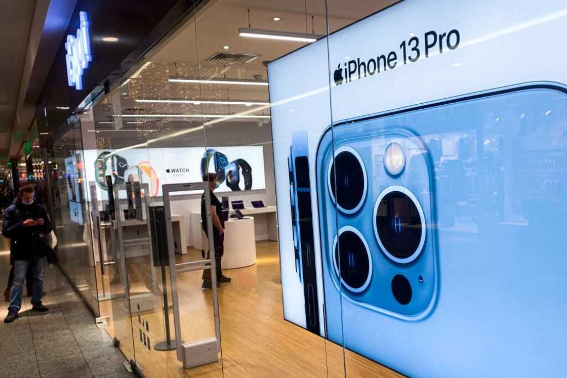 Apple's iPhone Apple's iPhone