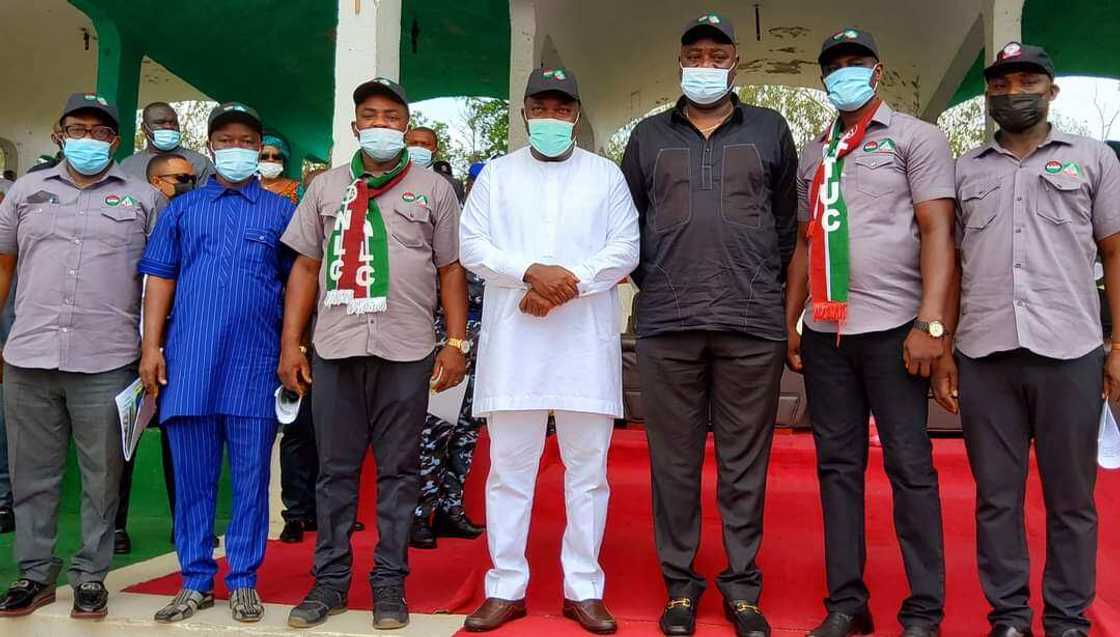 MayDay 2021: Jubilant Enugu Workers Hail Ugwuanyi’s Commitment to Welfare MayDay 2021: Jubilant Enugu Workers Hail Ugwuanyi’s Commitment to Welfare