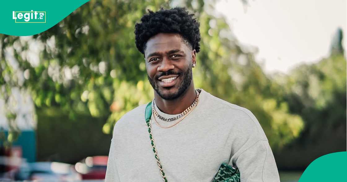 Ola Aina shares what his mum said about Asake's new look. Ola Aina shares what his mum said about Asake's new look.