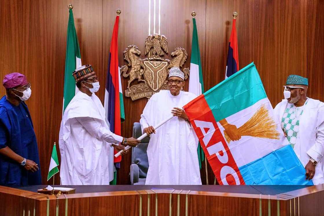 FG Did Not Ban Twitter, APC Makes Clarification Over Suspension FG Did Not Ban Twitter, APC Makes Clarification Over Suspension