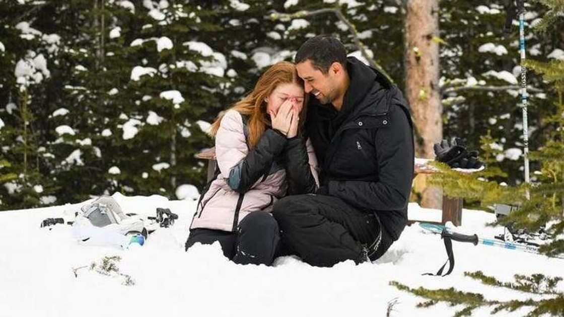 An yiwa 'yar gidan mai kudin duniya Bill Gates baiko da Musulmi dan Afrika An yiwa 'yar gidan mai kudin duniya Bill Gates baiko da Musulmi dan Afrika